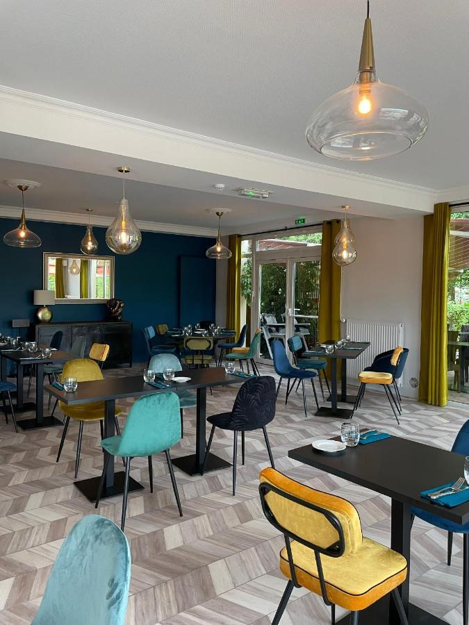 Hotel Restaurant Du Lac Boussens  Buitenkant foto